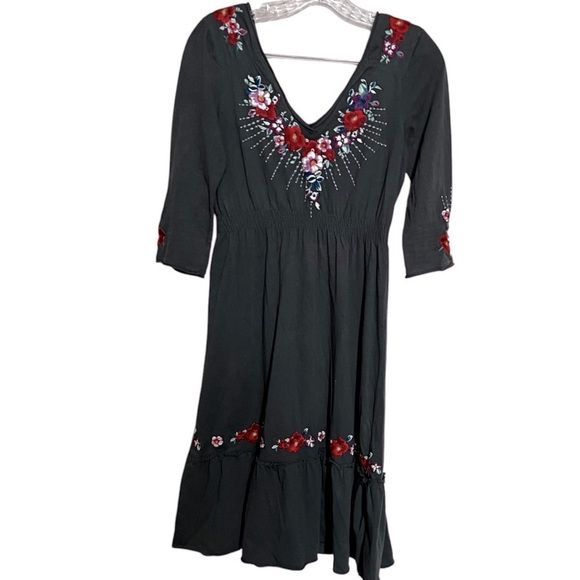 Johnny Was JW LA Gray Floral Embroidered Boho Peasant Dress - Picture 2 of 11